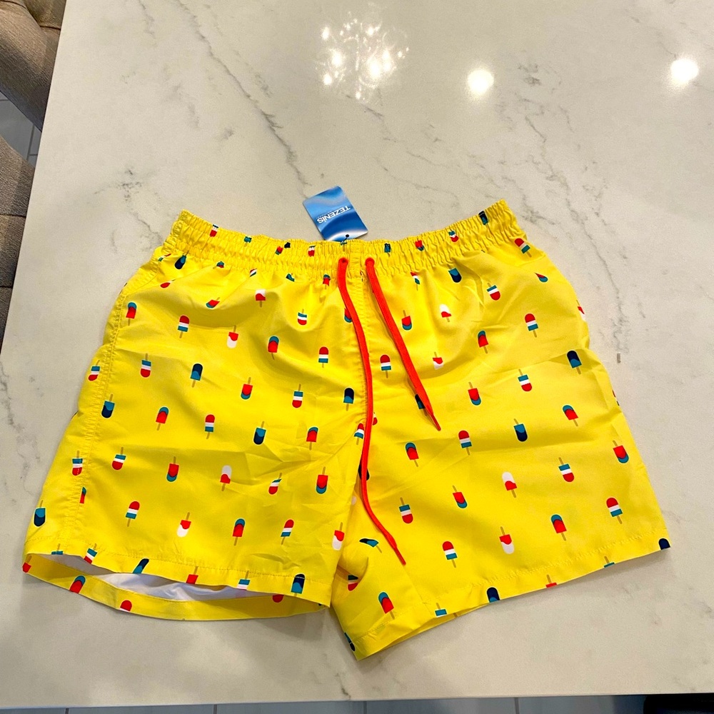 NWT Tezenis popsicle swim trunks!